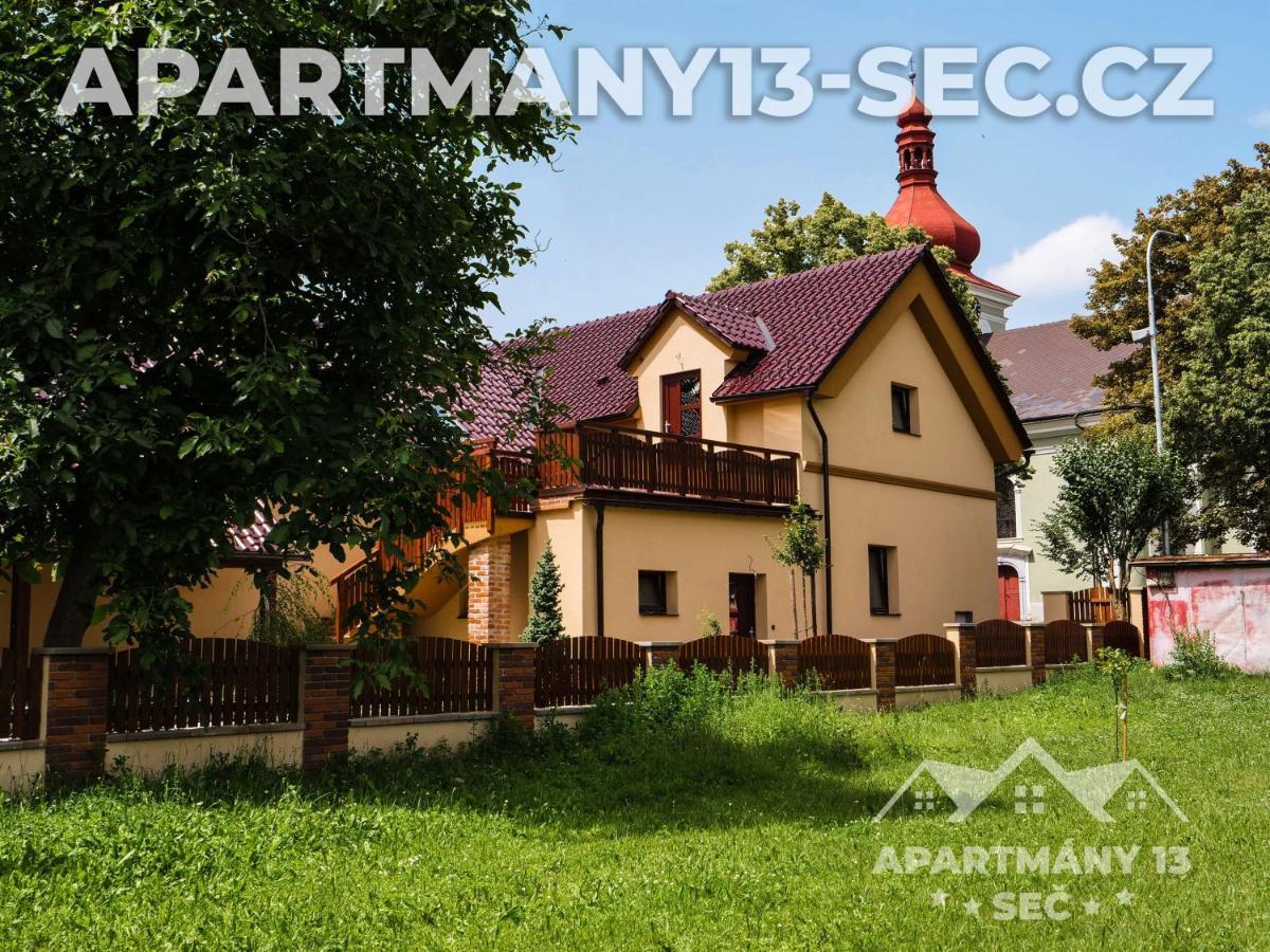 Apartment Apartmanovy Dum 13 Podkrovi 1