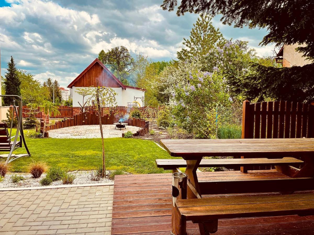 Apartment Apartmanovy Dum 13 Podkrovi 1 *